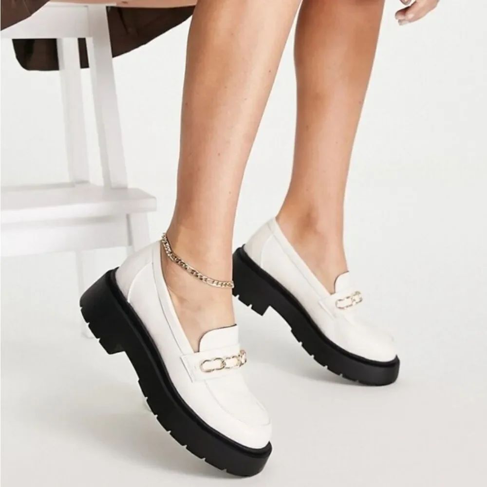 BRAND NEW BOUNDARIES WOMEN'S FASHION LUG LOAFERS
